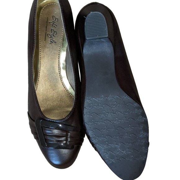 SOFT STYLE BY HUSH PUPPIES WOMENS PLEATS BE WITH YOU DRESS PUMP BROWN 8W - Picture 6 of 6